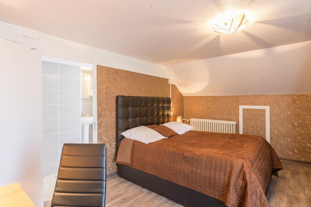 Alp'Hotel Voreppe Kültér fotó