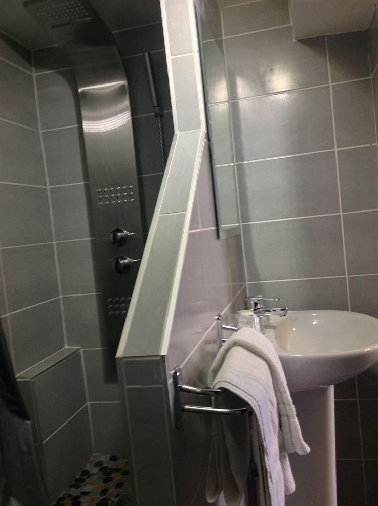 Alp'Hotel Voreppe Kültér fotó