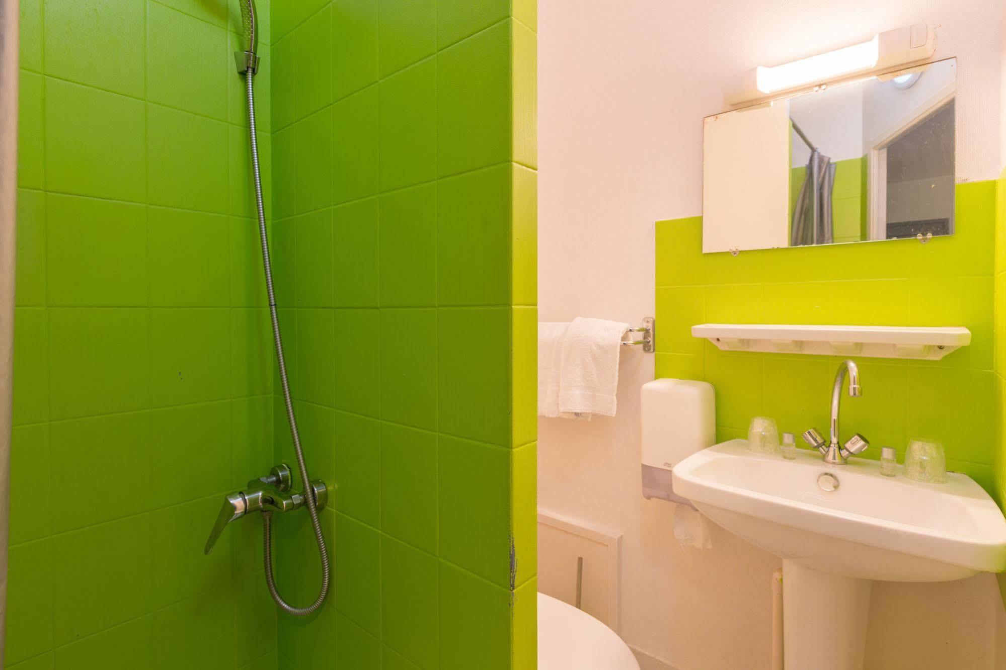 Alp'Hotel Voreppe Kültér fotó