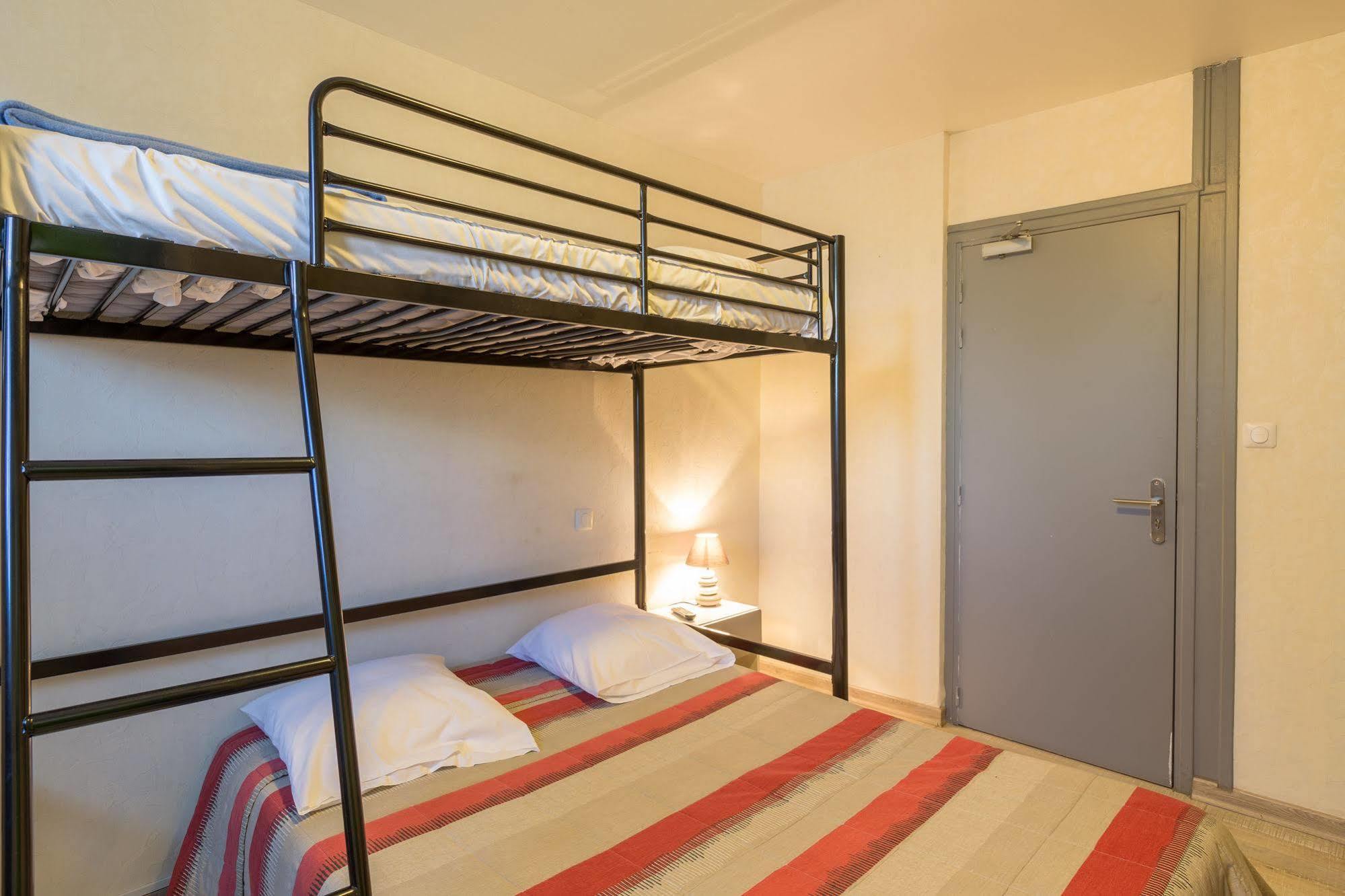 Alp'Hotel Voreppe Kültér fotó